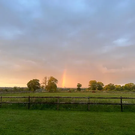 La Bretonniere Couette-café